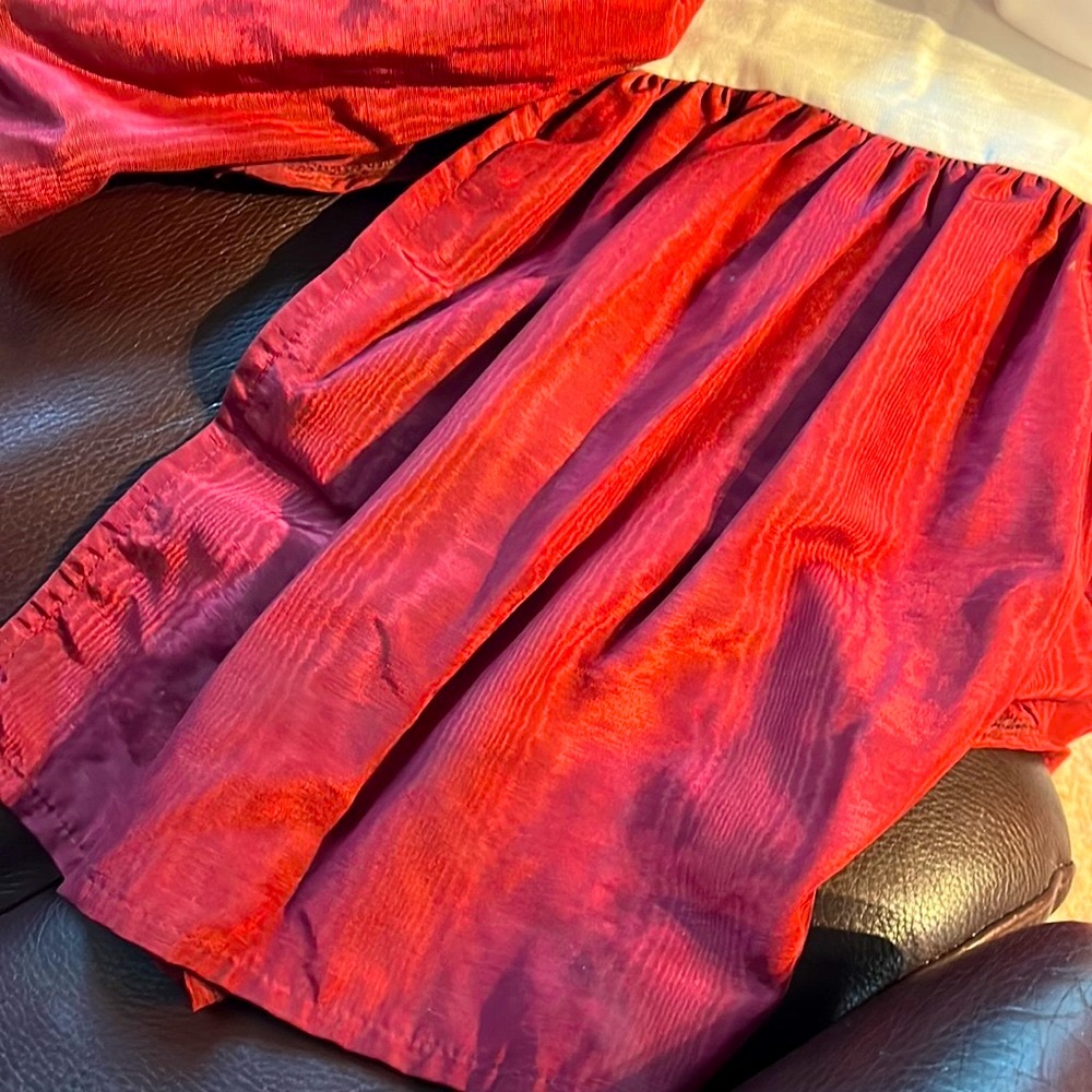 Silk moire fabric maroon queen size mattress bed skirt dust ruffle bedskirt EUC
